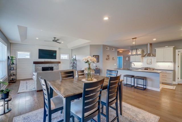 3017 Mourning Dove Drive, Cottage Grove, WI 53527