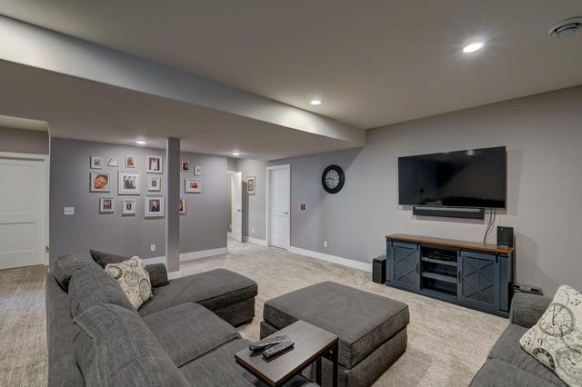 3017 Mourning Dove Drive, Cottage Grove, WI 53527