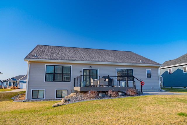 3017 Mourning Dove Drive, Cottage Grove, WI 53527