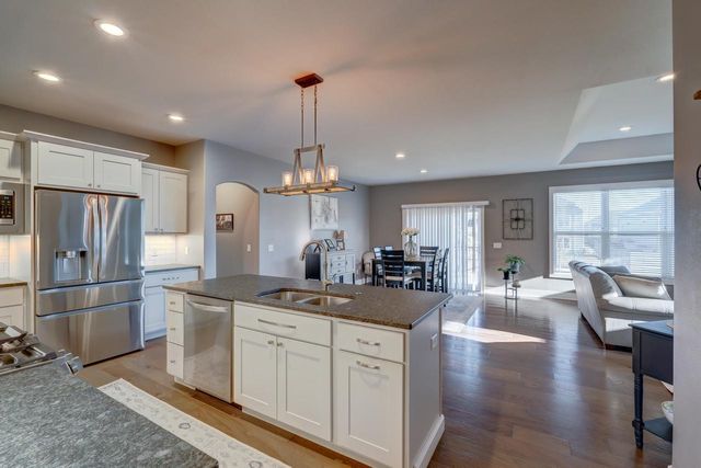 3017 Mourning Dove Drive, Cottage Grove, WI 53527