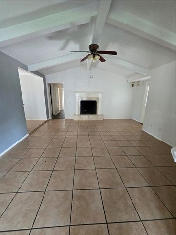 4109 Eagle Dr, Corpus Christi, TX 78413