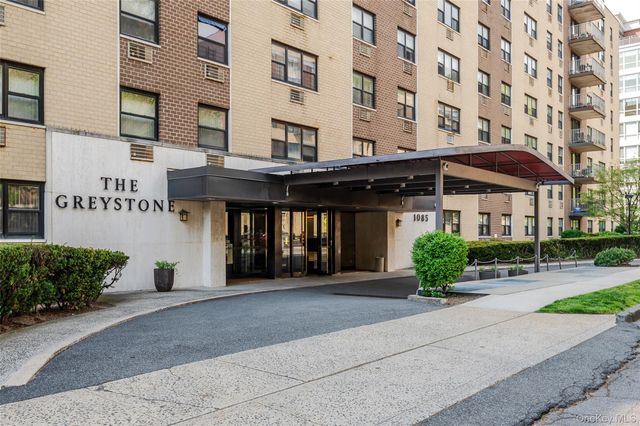 1085 Warburton Avenue 425, Yonkers, NY 10701