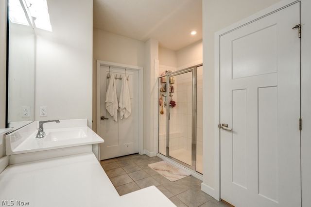 811 Robinson Drive, Lagrange, OH 44050