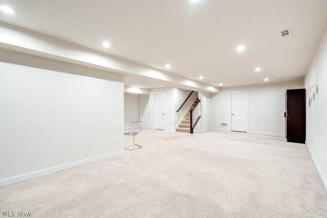 811 Robinson Drive, Lagrange, OH 44050