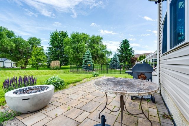 811 Robinson Drive, Lagrange, OH 44050