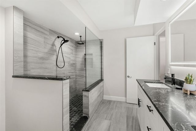 534 PINELLAS BAYWAY S 201, Tierra Verde, FL 33715