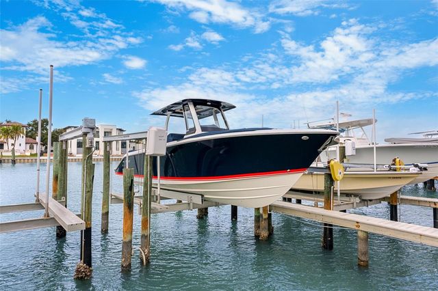 534 PINELLAS BAYWAY S 201, Tierra Verde, FL 33715