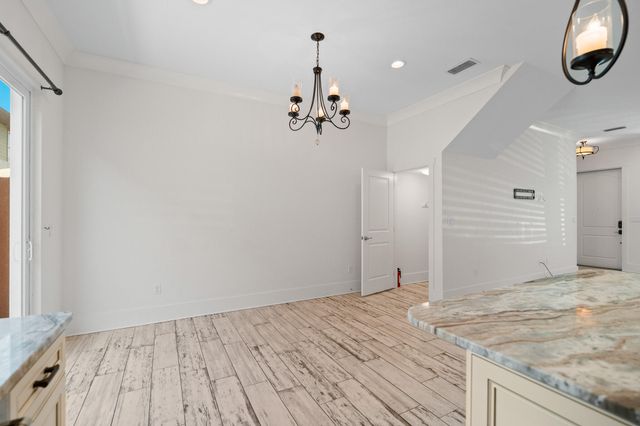 995 Airport Road UNIT 25, Destin, FL 32541