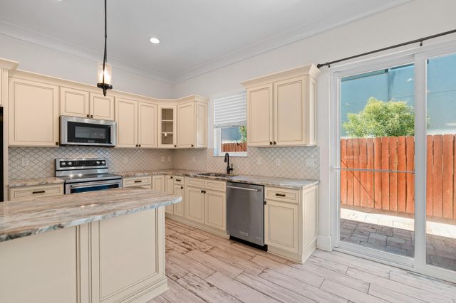 995 Airport Road UNIT 25, Destin, FL 32541