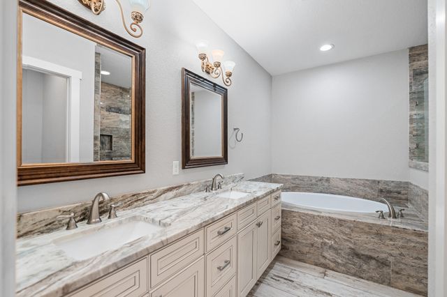 995 Airport Road UNIT 25, Destin, FL 32541