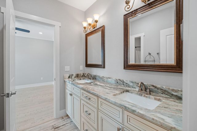 995 Airport Road UNIT 25, Destin, FL 32541