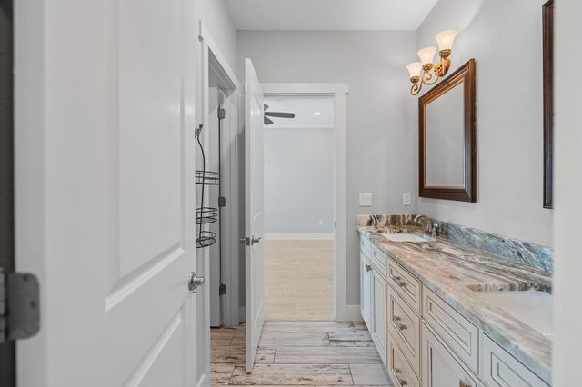 995 Airport Road UNIT 25, Destin, FL 32541