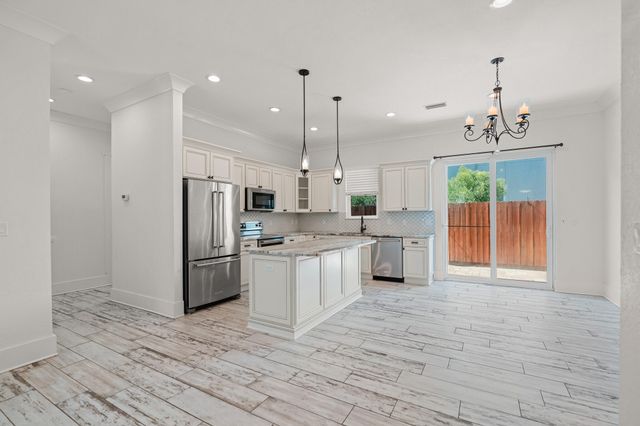 995 Airport Road UNIT 25, Destin, FL 32541