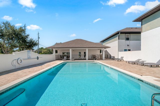 995 Airport Road UNIT 25, Destin, FL 32541