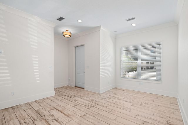 995 Airport Road UNIT 25, Destin, FL 32541