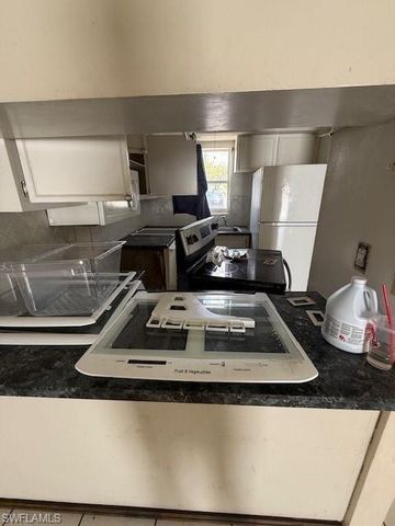 6777 Winkler RD 144, Fort Myers, FL 33919
