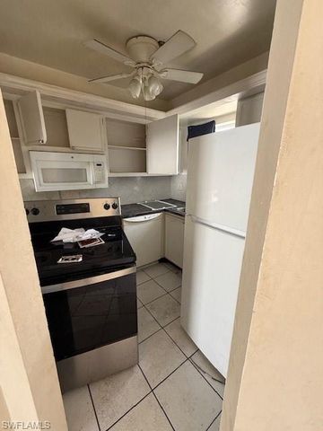 6777 Winkler RD 144, Fort Myers, FL 33919