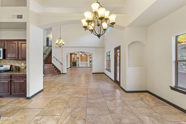 1260 FRANKLIN PERCH Place, El Paso, TX 79912