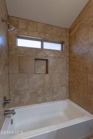 1260 FRANKLIN PERCH Place, El Paso, TX 79912