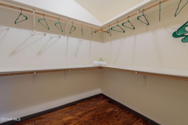 1260 FRANKLIN PERCH Place, El Paso, TX 79912