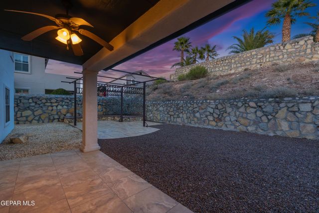 1260 FRANKLIN PERCH Place, El Paso, TX 79912