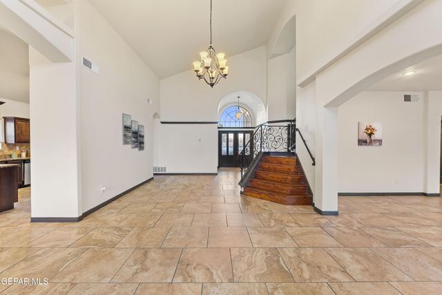 1260 FRANKLIN PERCH Place, El Paso, TX 79912