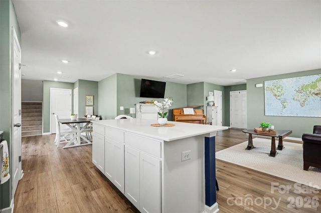 633 Mile Creek Road, Edgemoor, SC 29712
