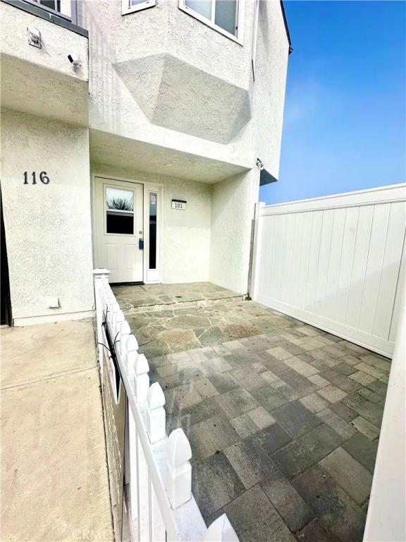 116 Avenida Calafia 101, San Clemente, CA 92672