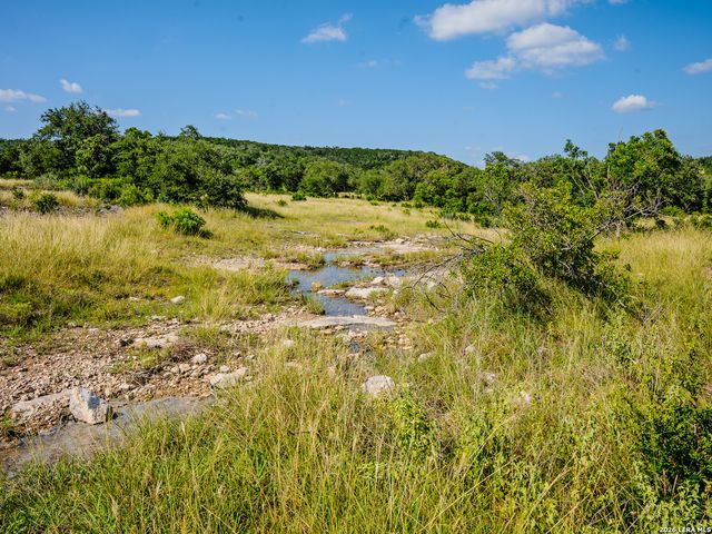 401 PR 2410, Hondo, TX 78861