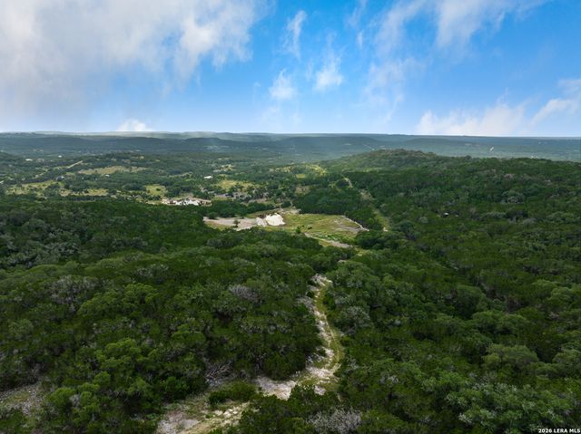 401 PR 2410, Hondo, TX 78861