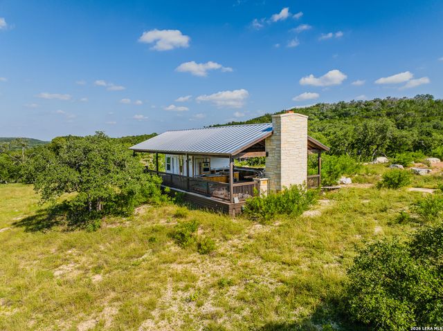 401 PR 2410, Hondo, TX 78861