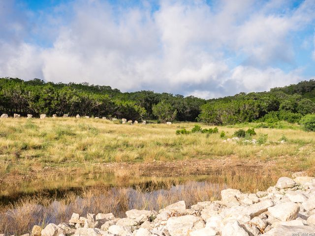 401 PR 2410, Hondo, TX 78861
