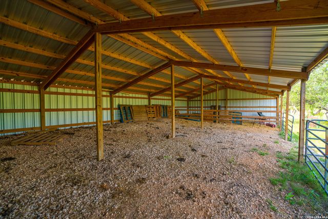 401 PR 2410, Hondo, TX 78861
