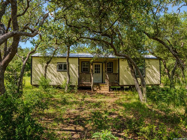 401 PR 2410, Hondo, TX 78861
