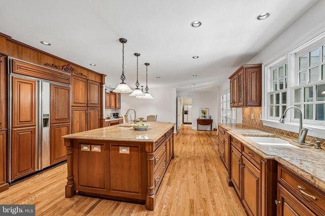 3416 TILTON VALLEY DR, Fairfax, VA 22033