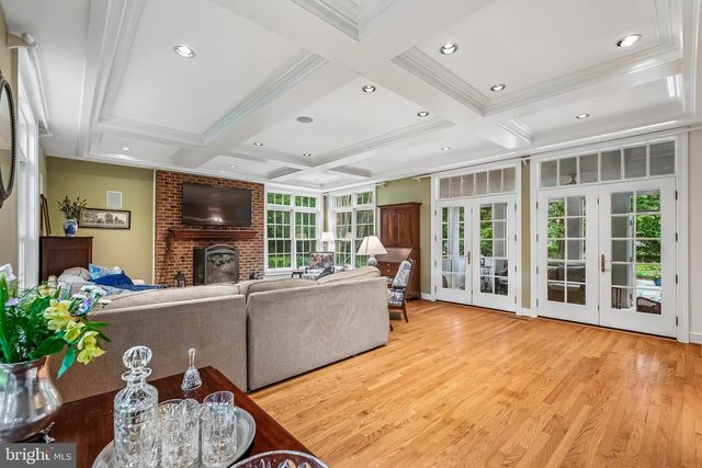3416 TILTON VALLEY DR, Fairfax, VA 22033
