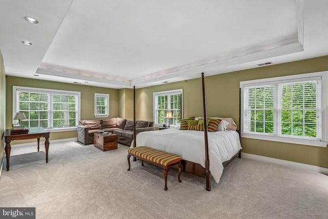 3416 TILTON VALLEY DR, Fairfax, VA 22033