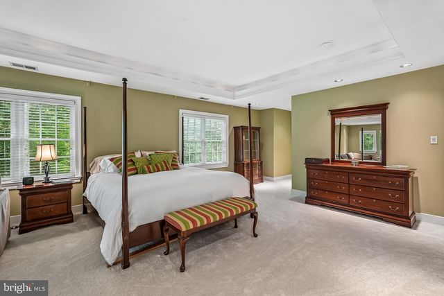 3416 TILTON VALLEY DR, Fairfax, VA 22033