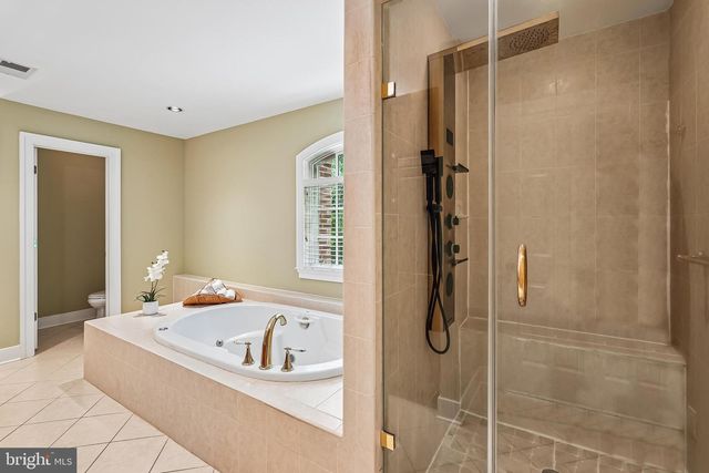 3416 TILTON VALLEY DR, Fairfax, VA 22033