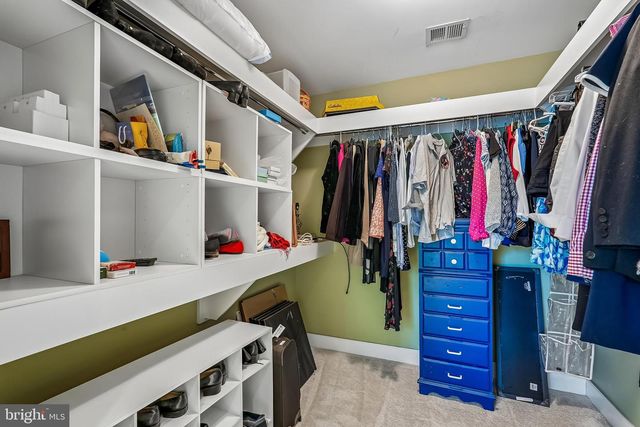 3416 TILTON VALLEY DR, Fairfax, VA 22033