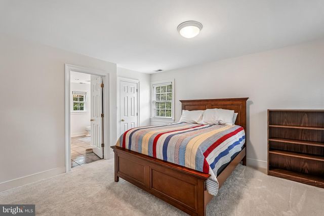 3416 TILTON VALLEY DR, Fairfax, VA 22033
