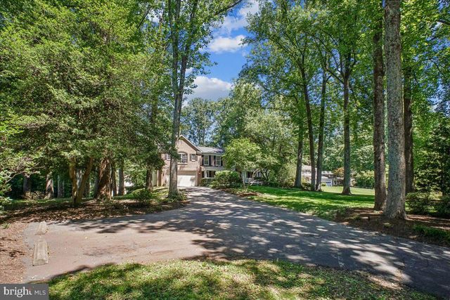 3416 TILTON VALLEY DR, Fairfax, VA 22033