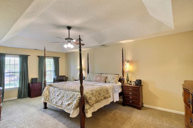 573 MERRIWEATHER DR, Collierville, TN 38017