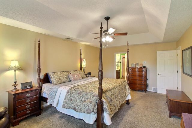573 MERRIWEATHER DR, Collierville, TN 38017
