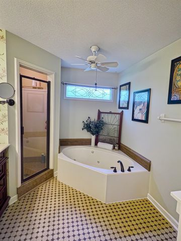 573 MERRIWEATHER DR, Collierville, TN 38017