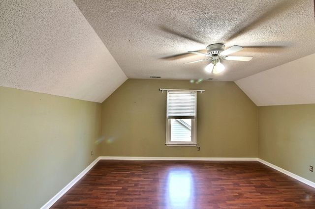 573 MERRIWEATHER DR, Collierville, TN 38017