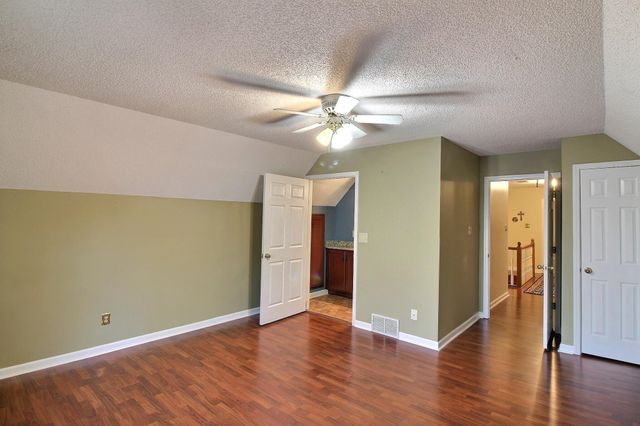 573 MERRIWEATHER DR, Collierville, TN 38017
