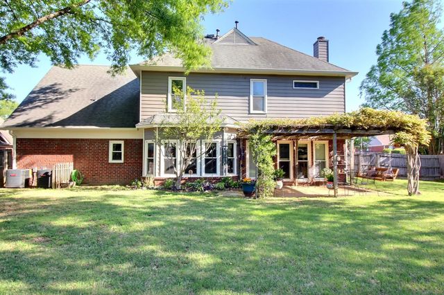 573 MERRIWEATHER DR, Collierville, TN 38017