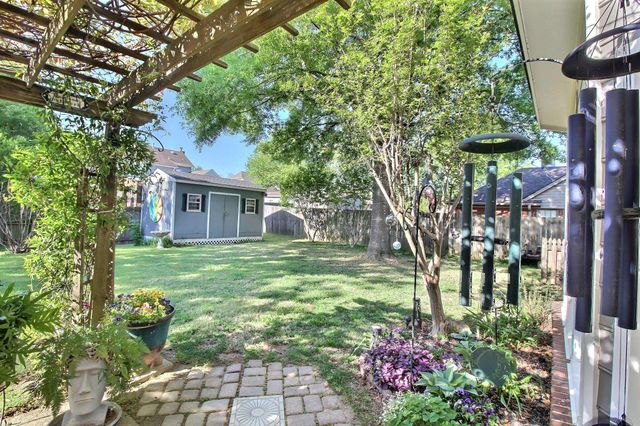 573 MERRIWEATHER DR, Collierville, TN 38017