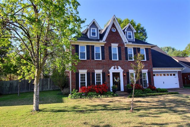 573 MERRIWEATHER DR, Collierville, TN 38017